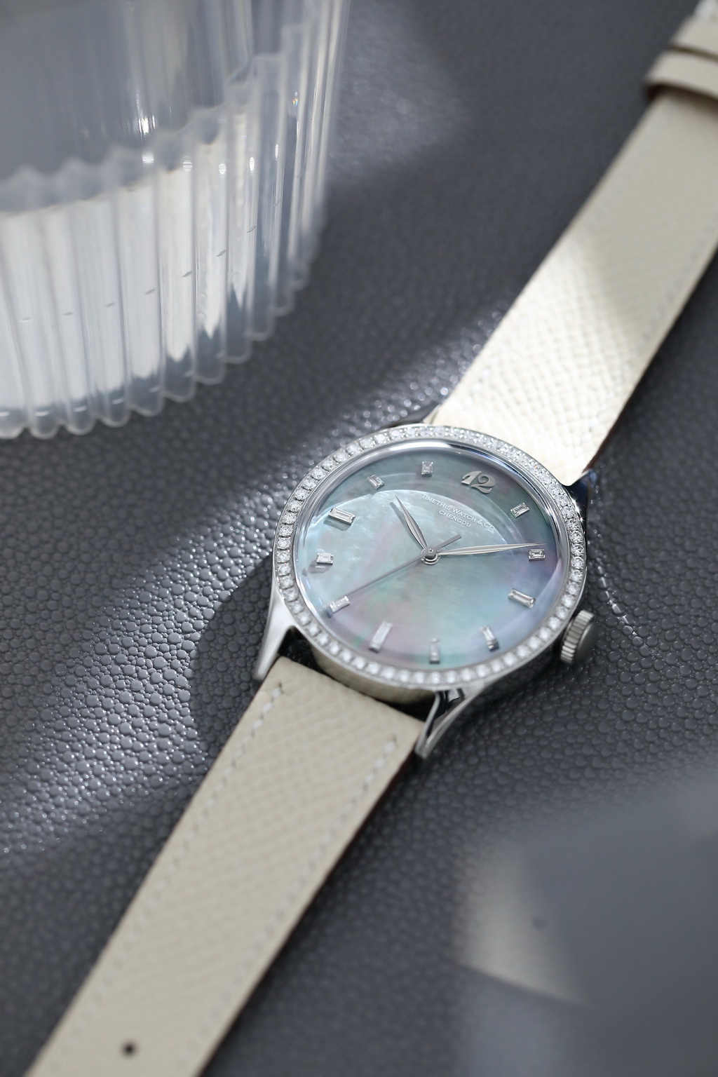 Tahitian Mother-of-Pearl Dial with Diamond