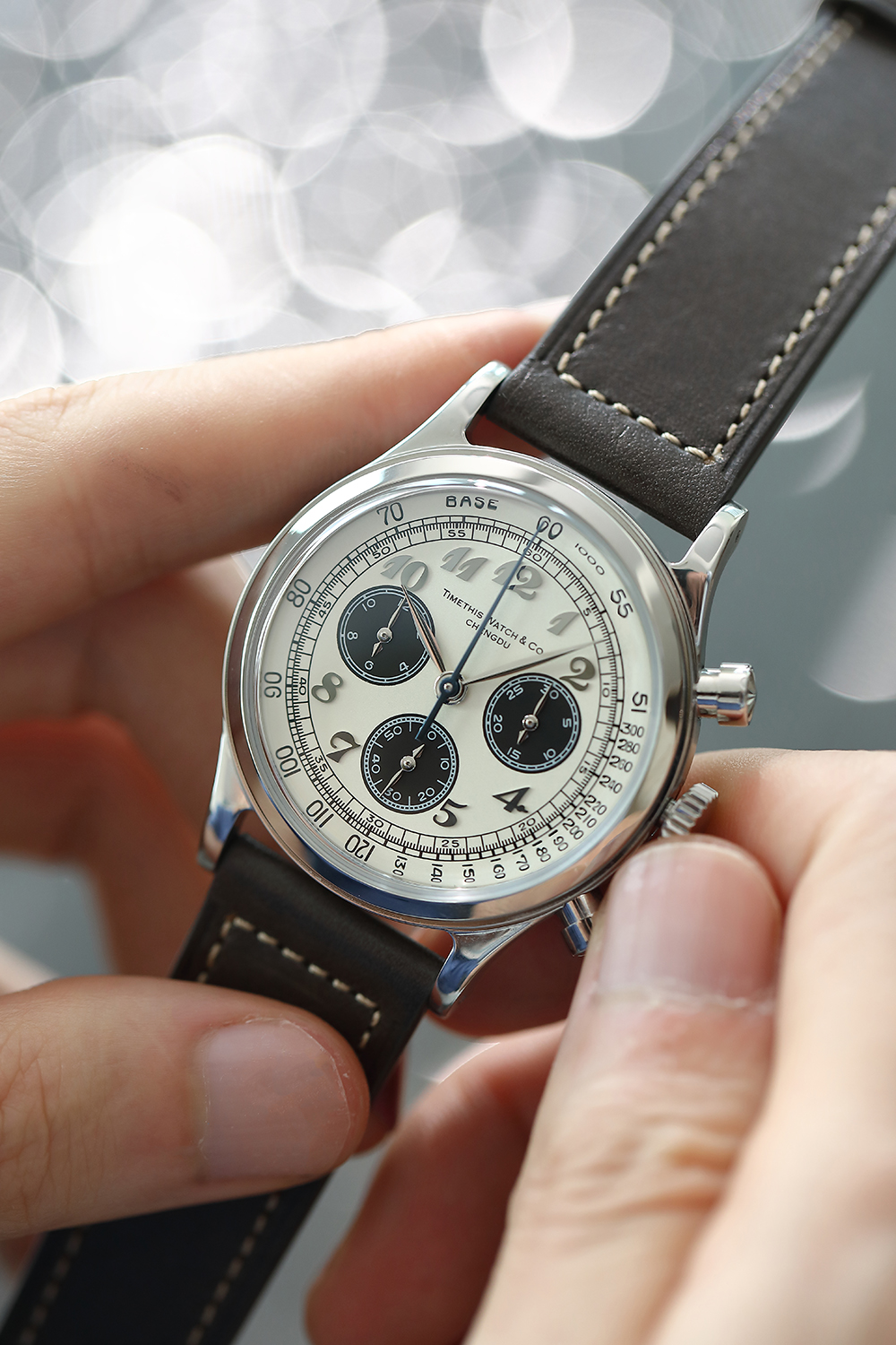 REF.2401SS1 1960S VINTAGE STYLE AUTOMATIC CHRONOGRAPH - TIMETHIS