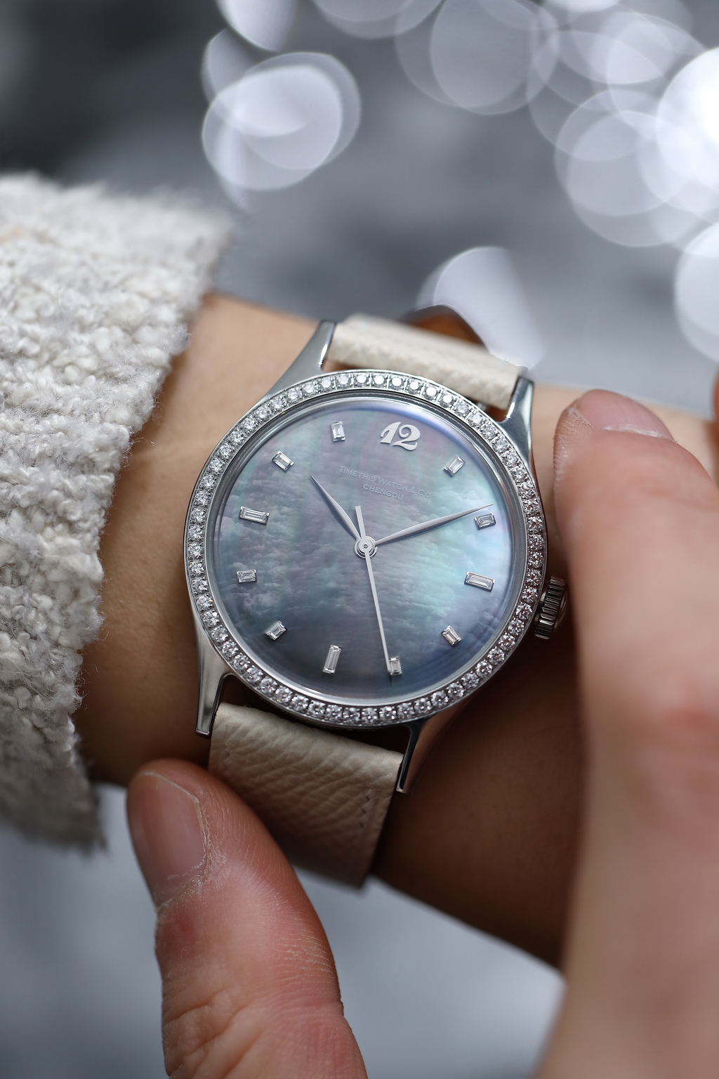 REF.2302RS1-S2 Tahitian Mother-of-Pearl Dial with Diamond Automatic